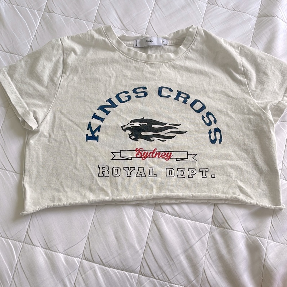 Cropped Tee